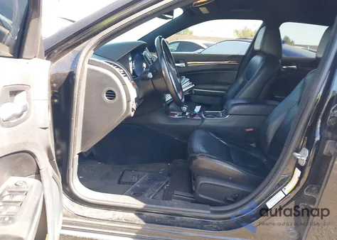 2013 Chrysler 300 Motown из США, поврежденный, VIN 2C3CCAAG7DH577488